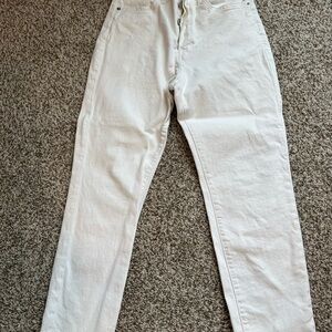 White High-Waisted Denim Jeans – Women’s Size 27
